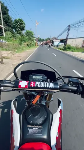 Seseru itu ternyata,motoran kesana kesini🤩 #crf #crf150l #crfextremewhite #komorodstyle 