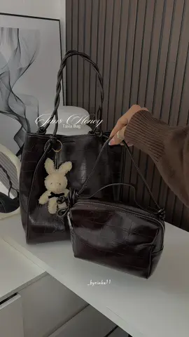 Cantik🫶dapat 2tas sekaligus ✨🙌🏻#jimshoney #tasjimshoney #tasiabag #taswanita @jimshoneyindonesia 