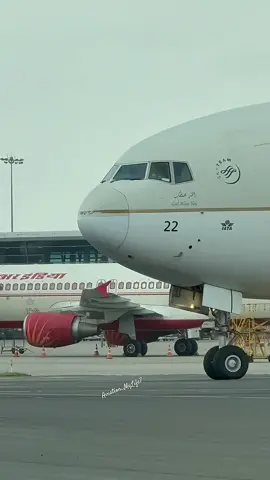 #creatorsearchinsights #الخطوط_السعوديه  B777-300 HZ-AK22 #اكسبلورexplore  