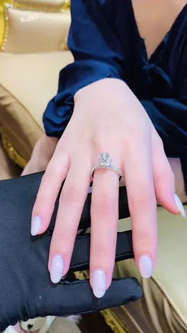 Nhẫn nữ💎 sang trọng không quá phô trương nhưng rất xinh #TamLuxury #trangsứcđẹp #nhẫnnữ #kimcương #viralvideo 