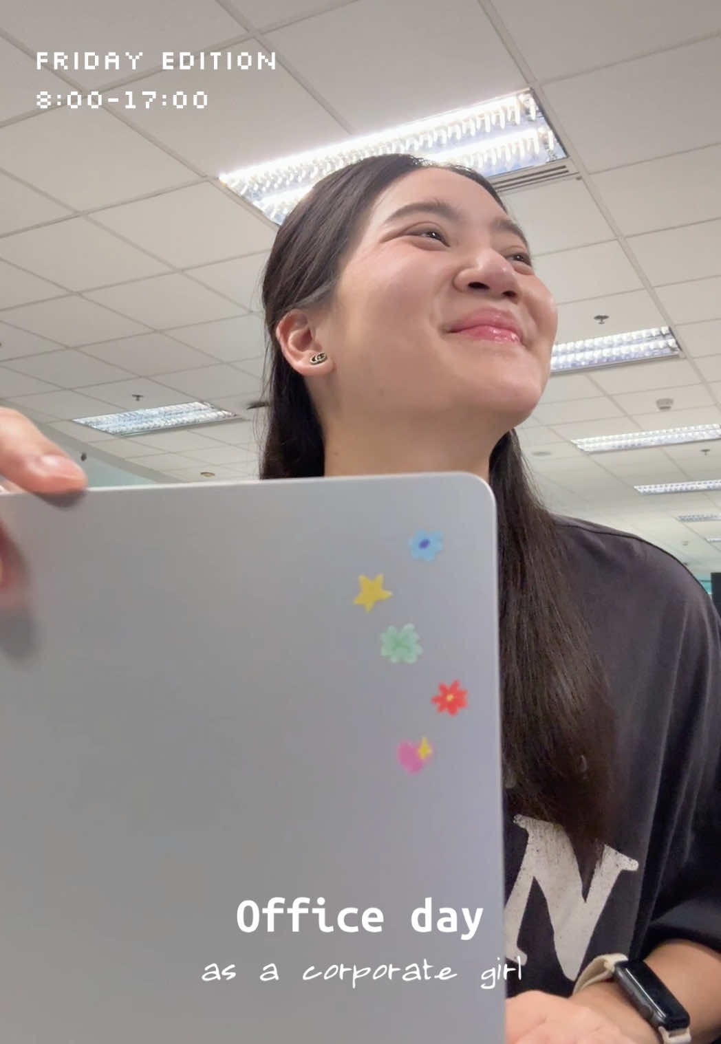 วันศุกร์สักทีๆๆ🫠 #officegirl #officelife #corporatelife #วันทํางาน #ชีวิตคนทํางาน 