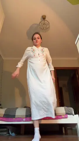 First Amish person to dance to Michael Jackson watch online for free