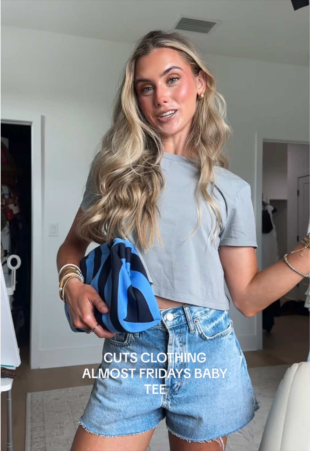 casual outfit but the accessories make it more fashionable my favorite denim shorts and cropped tee this baby tee is my go to it’s the best quality and fit I have about 15 of them (no joke) 5’4/24/xs  #babytee #everydaytee #cutsclothing #cutsclothingreview #everydayoutfit @Cuts Clothing 