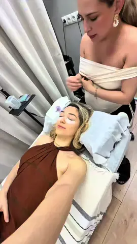 Lifting de pestañas en Madrid ✨🤍 Las chicas son súper profesionales, tienen +20 años de experiencia, son súper amables y los resultados son increíbles! @Iki Madrid🍃 #liftingdepestañasmadrid #madrid #centroesteticamadrid #ikimadrid #planesmadrid 