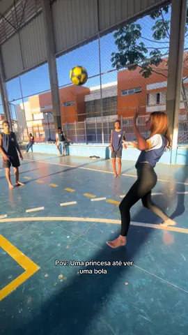 Isso são detalhes #altinha #bola 