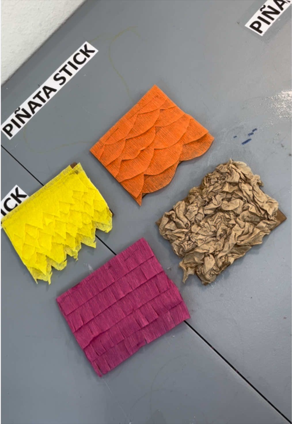 Respuesta a @mili67391 claro que si, les comparto más técnicas con el paso a paso para decorar las piñatas  #Tecnicaconpapelcrepe #decorcrepepaper #tecnicasparadecorarpiñatas #decoradodepiñata #piñatadecor