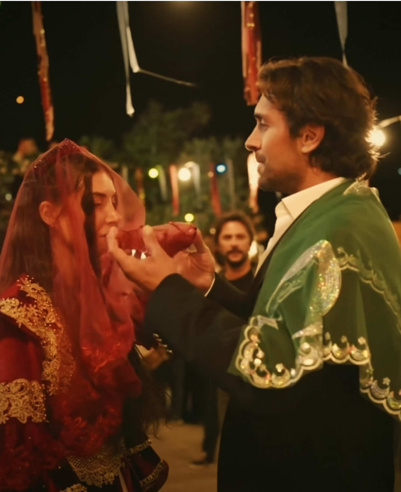 Adil and Esme Henna night…#esdil #tasacakbudeniz #adilkoçari #esmefurtuna #kesfetteyiz edit