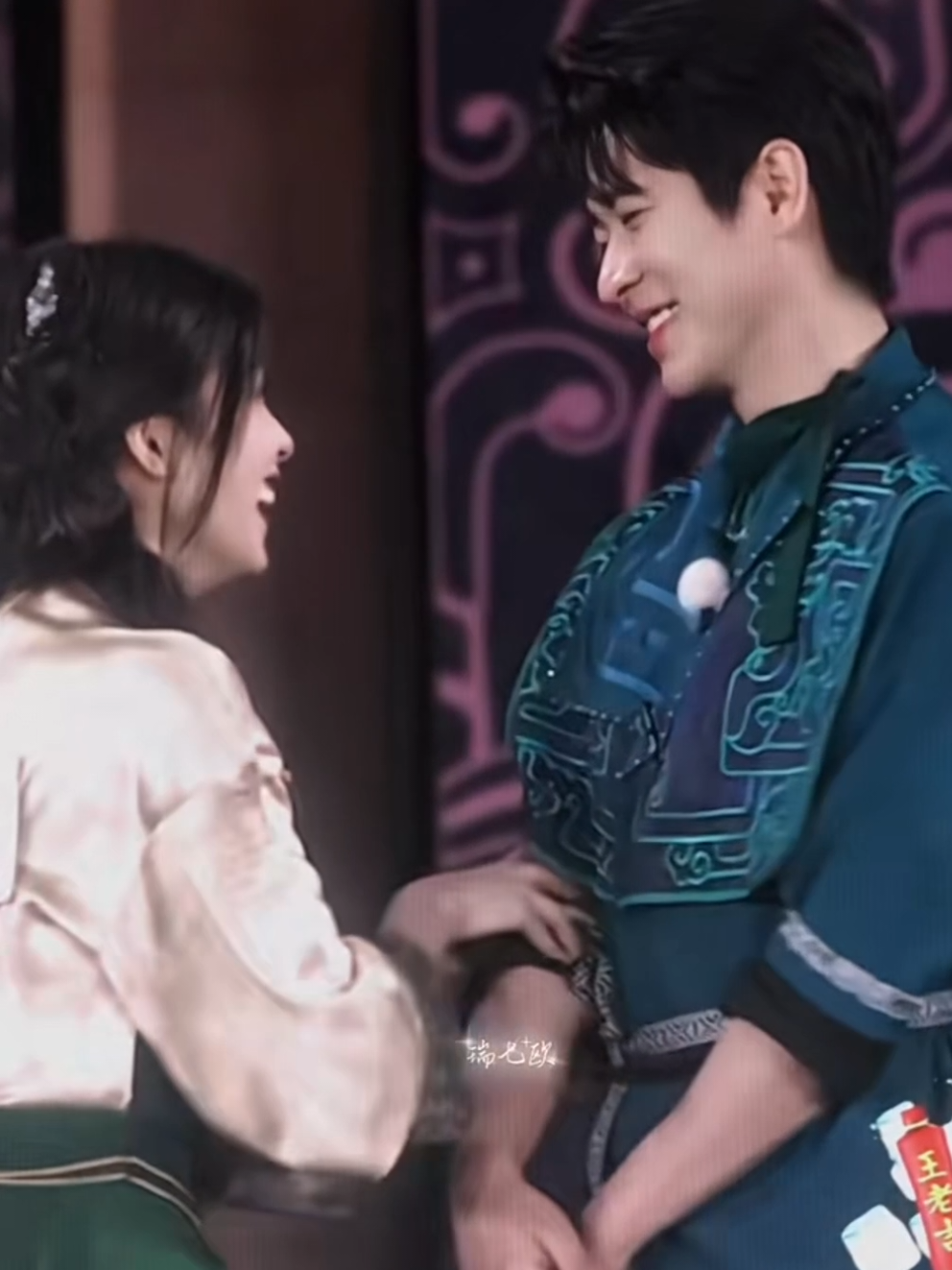 ding wang, your wife is having a crisis cause you betrayed her 😭 #thefirstjasmine #moli #bailu #chenglei #chinesedramarecommendation 