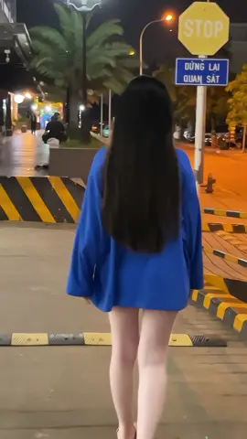 #Trending áo tay dài fomr rộng,  áo fomr rộng, #trâmreview #thoitrang #aotaydai #xuhuongtiktok 