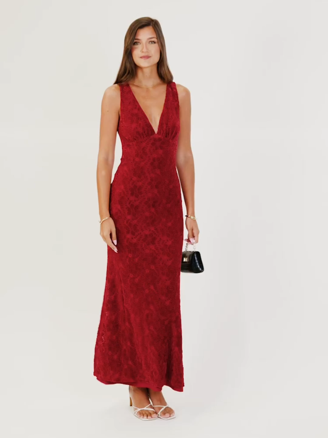 Inoava.com_Farida_Red_Lace_Maxi_Dress@lnoavacom