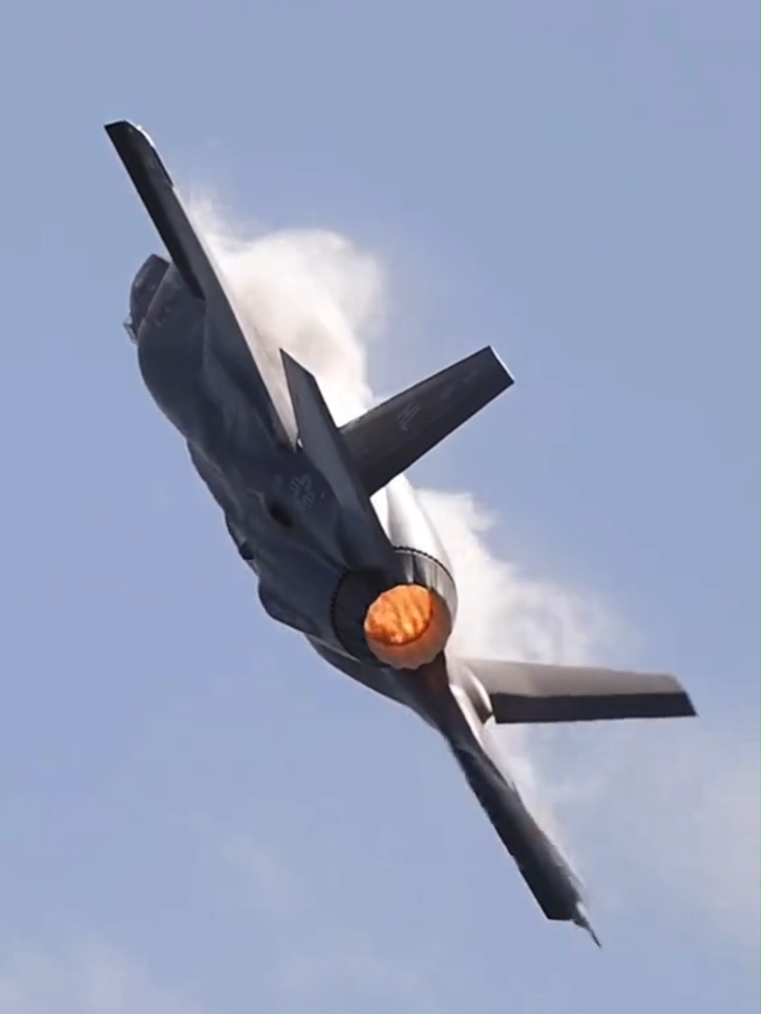 Catastrophe evitée #USA #guerre #militaire #B2 #nucléaire