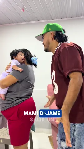 Bebé de 6 meses celosa 