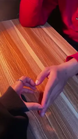 ‏اسمع نبض هالقلب بقلك🥺❤️❤️