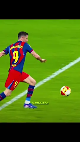 #viral #tiktokviral #barca #skills #lawandoski video 