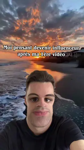 Comment j’imaginais mon téléphone après ma 1ère vidéo #humour #10k #trend #algorithmtiktok #percer 