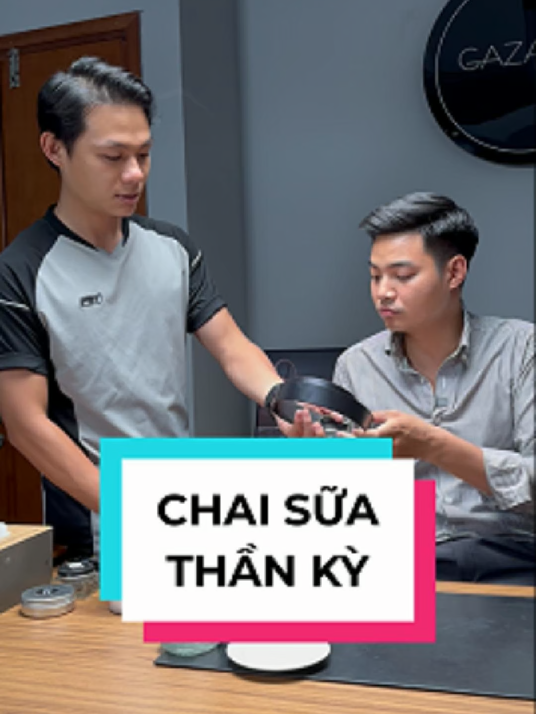 Chỉ 1 chai wrens lotion bạn có thể dùng cho gần như tất cả các món đồ da #gazano #chamsocgiaytay #phongdinh #kysudanhgiay