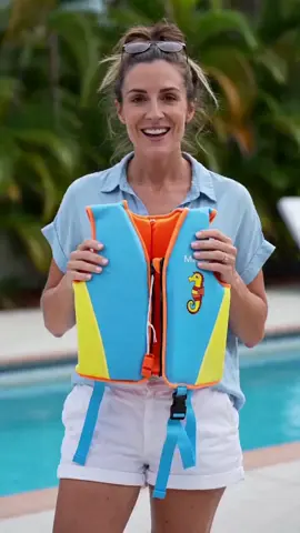 POV: Your kid’s life jacket just got a UPGRADE 🌊 No more inflating! Secure zipper + buckle = game changer! 🐶 #KidsLifeJacket #SwimSafety #MomHacks #TikTokMadeMeBuyIt