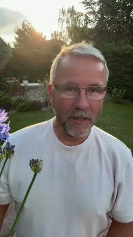 Květiny modré jak nebe samo.   #flowergo #kvetinarstvionline #deluxeflowers 