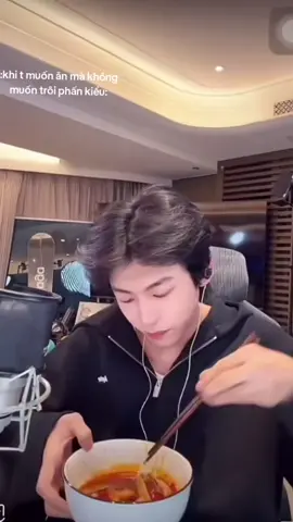 tìm mãi mới thấy vid này của pang.😂 #pangbowen #pangbowen #pbw 