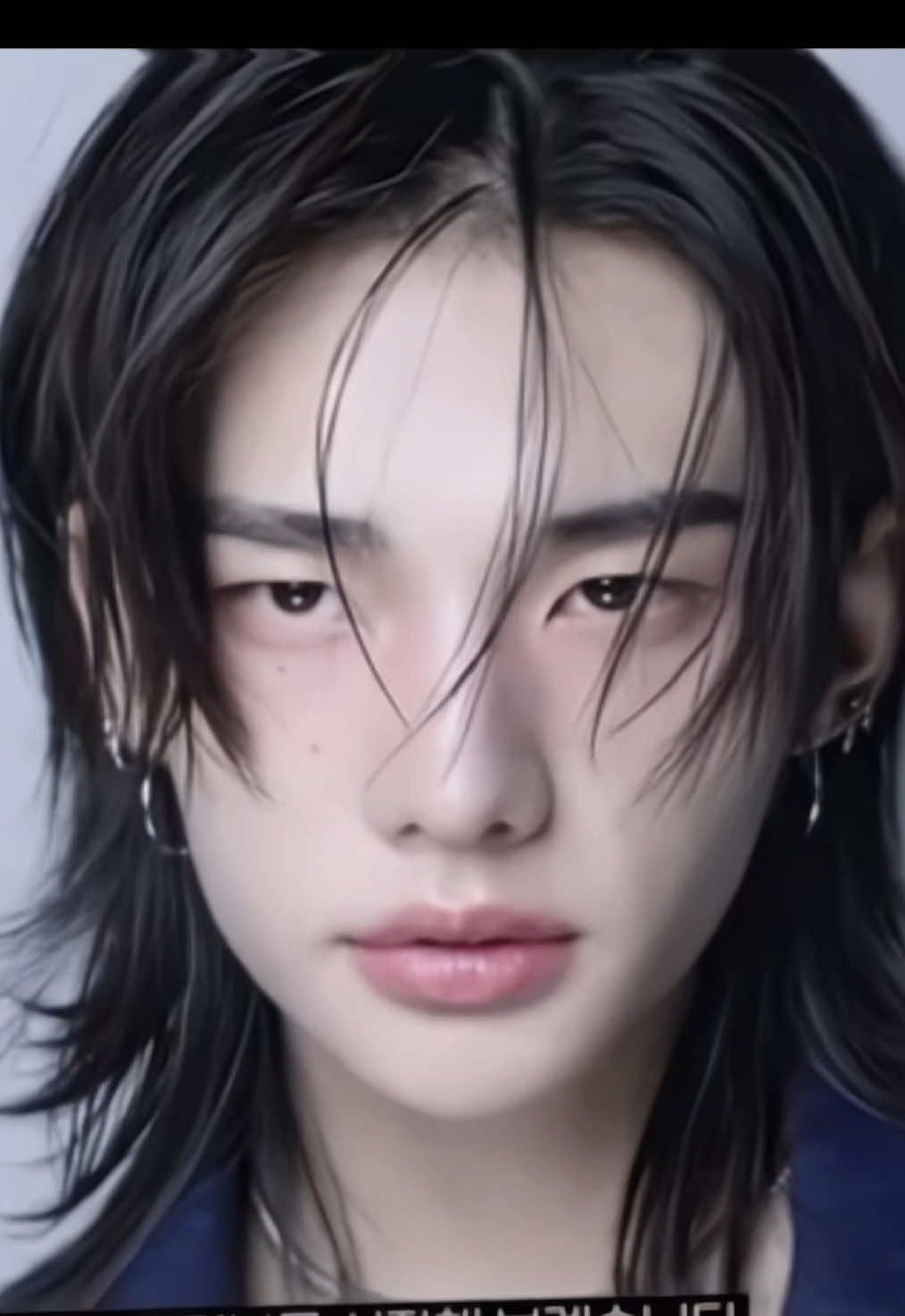 my first blurr edit..? sucks ahhh #hyunjin #fyp #skz #straykids #hyunjinedits 