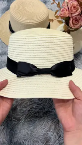 Mũ cói dfi biển dành cho các nàng gu đơn giản mà sang 👒👒👒. #mucoidibien #mucoi #munu #muchenang #xuongphukien 