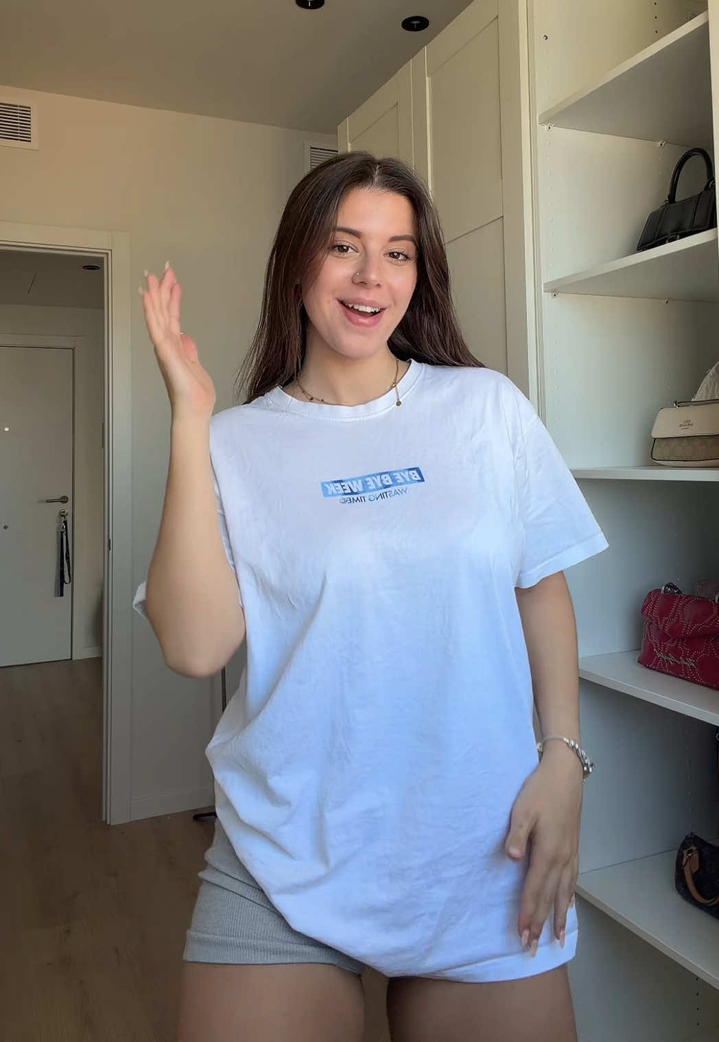 Hola