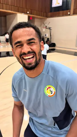 📍Cela se passe au centre d’entraînement des San Antonio Spurs 