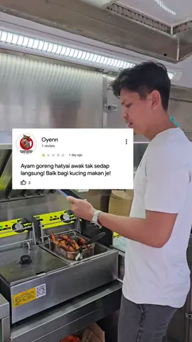 nakal betul budak2 ni! kalau nak makan cakap, boleh bagi . yang mana nak rasa The L nasi Lemak boleh dtg wangsa melawati. Menu kami Nasi Lemak Ayam Goreng Hatyai Nasi Lemak Rendang Kerang Nasi Lemak Sambal Udang Petai Nasi Lemak Rendang Kambing