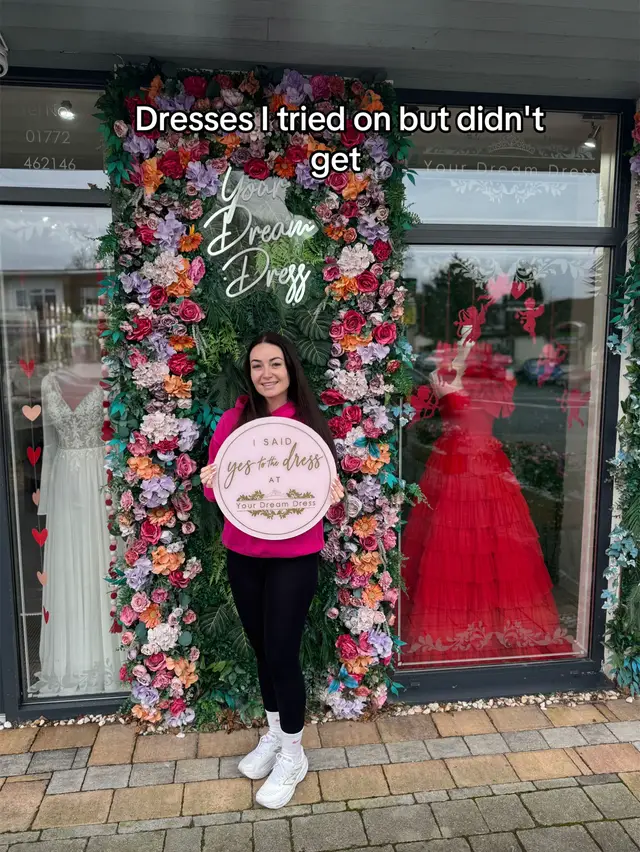 One of the things I found hard when trying the dresses on is most places stock large sizes and pin you in them, so most of these dresses were size 16 and I'm a size 6 so it's hard to get the full look. I had tried the dress I got in a size 16 and it looked a bit different so I wasn't 100% I'm go glad I went with my gut though. I personally think long sleeve dresses should become more popular 🙊🤍  #wedding #fyp #bride #weddingdress 