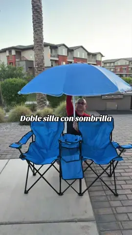 Doble silla con sombrilla ideal para la playa o para irte de camping. #summervibes☀️ #doblesillaconsombrilla #sillaparaplaya #sillaconsombrilla 