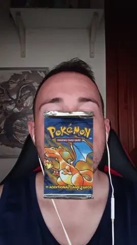 Charizard Base set #pokemoncommunity #pokemontiktok #Pokemon #reels #shorts 