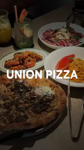 Pizza ở đây có gì đặc biệt? Cùng xem đến cuối clip nhé! #philntt #unionpizza #pizzatuoinuongcui #fusionpizza