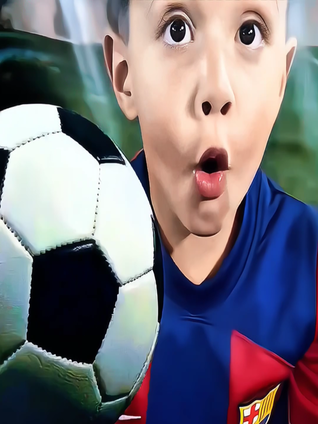 THE BARCELONA KID'S FAN OF CRISTIANO RONALDO🥶 #cristianoronaldo #footballedit #armanbro #fifa #barcelonakids 
