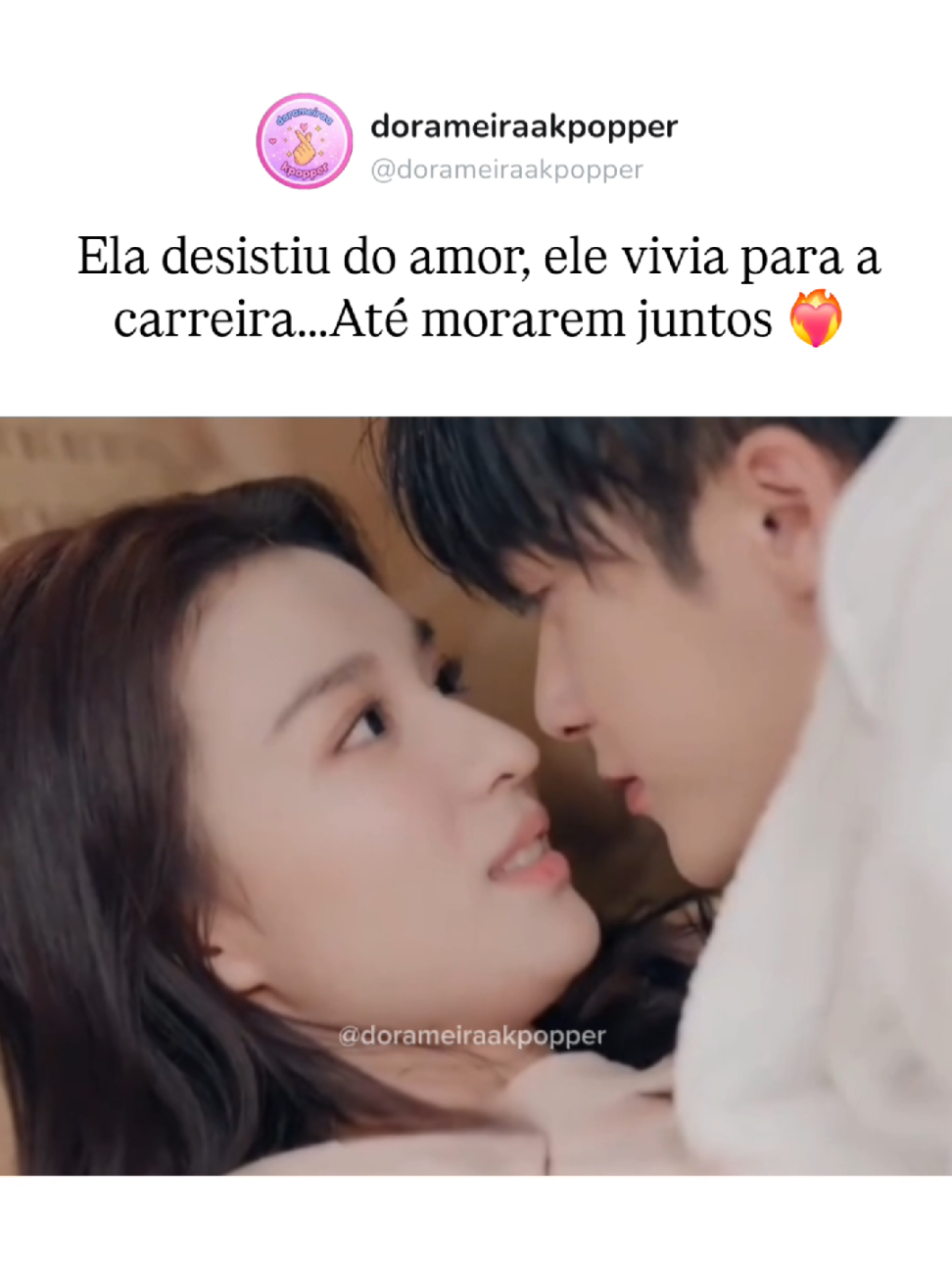 🚨 ALERTA DE LANÇAMENTO 🚨 Depois de 3 anos de espera, o momento finalmente chegou! ✨ 💖 Love Has Fireworks estreia dia 15 de junho! 📺 Onde assistir: • iQIYI • WeTV 📝 Sinopse: A trama gira em torno do ritmo acelerado do mercado financeiro em Xangai, unindo dois profissionais com visões opostas sobre o amor e a vida que se tornam colegas de quarto... Quem vai assistir ? 🤩 ♡ Gostou? Então segue a página, curte, comenta, compartilha e salva! 💖 #lovehasfireworks #DramaChinês #Dorama #dorameiraplantão #cdrameiras 
