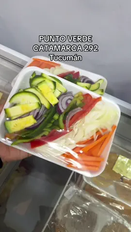 Nuevas bandejitas listas para cocinar, una opción ideal para los que no tienen tiempo o no les gusta mucho cocinar 😂😂 🙌🏻🙌🏻 #verduleriatucuman #fyp #parati #verduras #verduleria 