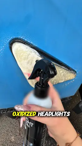 Today, I would like to tell you that Coke and toothpaste can't remove the yellowing of the headlight.#detailing #new #cleaning #carheadlights #yellow