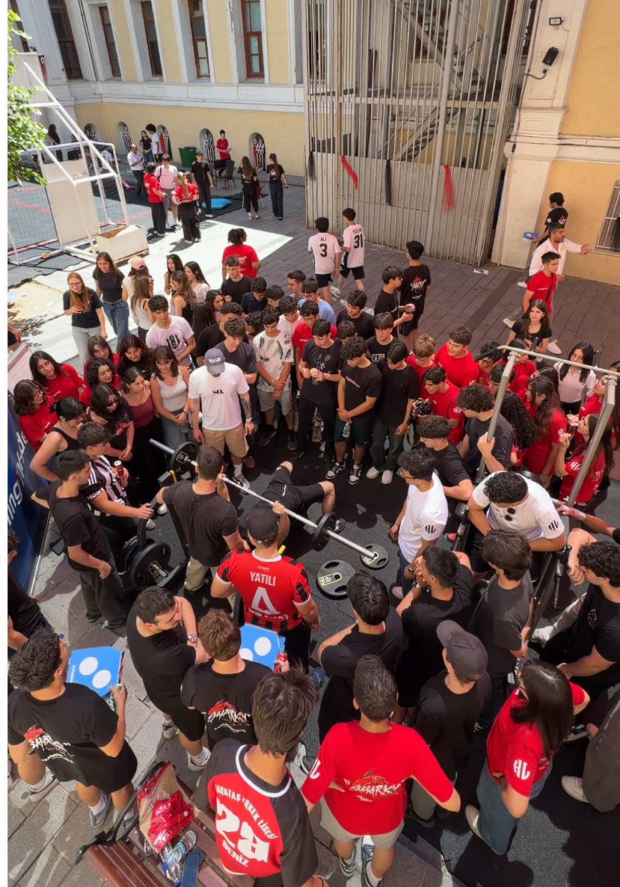 3 saniyede durdur ödülü kap 😉😉🤪 #kabataserkeklisesi #fyp #festival #sportfest #kameraşakası 