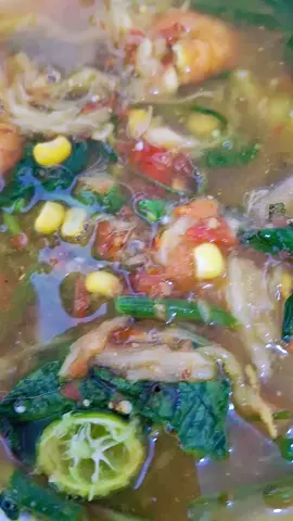 Kapurung Udang Asssipa'na 💯 #kulinermakassar #kulinerpantailosari #kapurung #fyp  #kapurungudang 