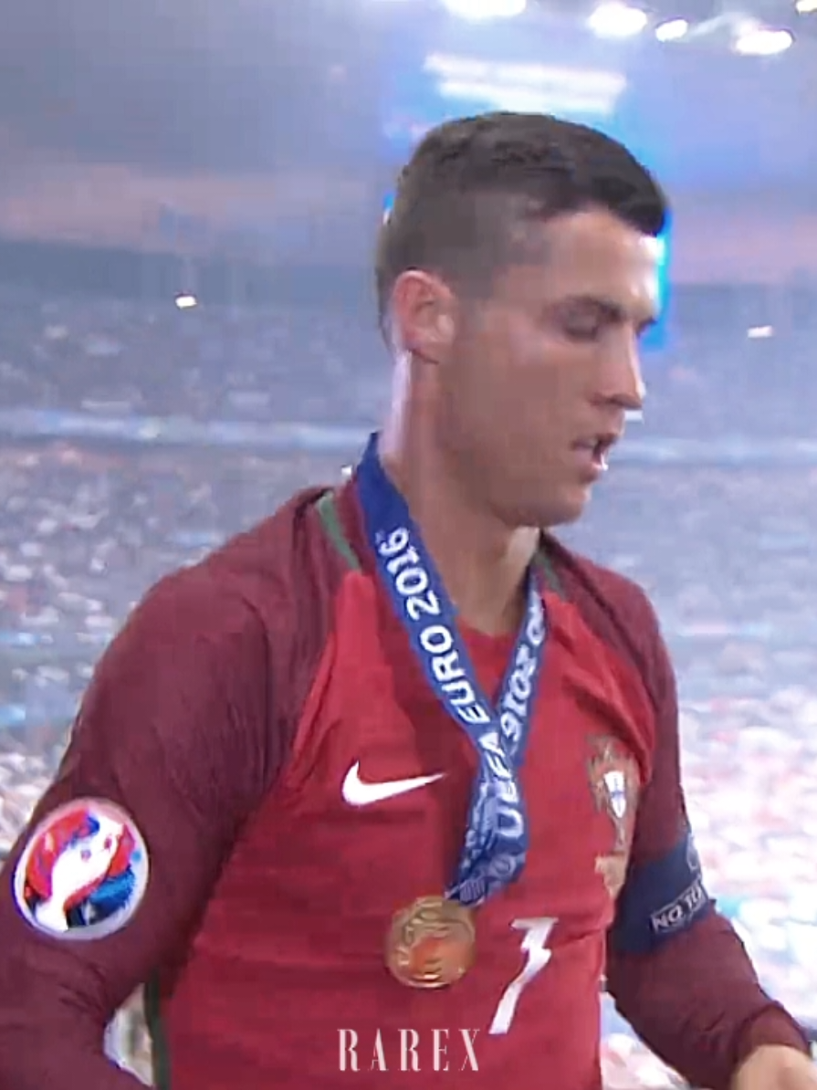 Alacaksın o kupayı . . #portekiz #ronaldo #edit 