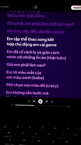 Tên bài hát: “Em làm gì mùa dịch?” | QNT #lyrics #music #2021 #qnt #nhachaymoingay 