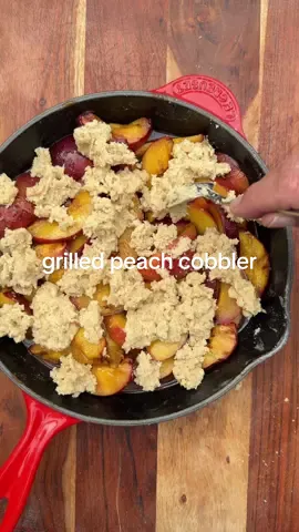 GIRLS CAN GRILL OK. grilled peach cobbler takes just 25 minutes and I bet you can do it without having to ask for help #peachcobbler #grillingseason #creatorsearchinsights 