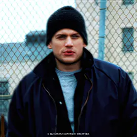 Michael was so tuff in this scene 🥶🔥 / / #prisonbreak #prisonbreakedit #michaelscofield #michaelscofieldedit #viral 