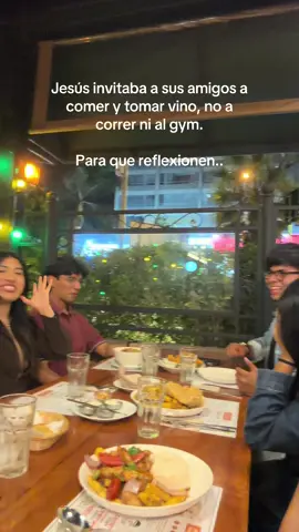 Si quieren unirse a este grupito de jóvenes cristianos mandenme un mensajeeeee  #humor #humorcristiano @Frett Fuentes Cruz @Esther 🍒 @Ricardo_505 los amo.