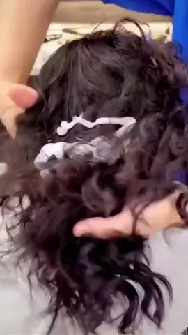 Rambut lurus tanpa catok ke salon >>