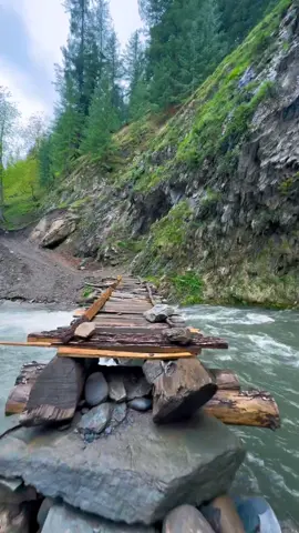 Neelam valley beautiful place ❤️#foryoupage #foryou #foryoupage 