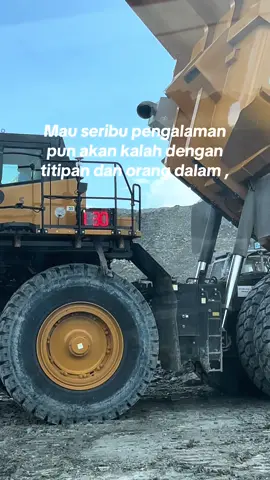 Malu” pak yusuf 😂 #tambangbatubara #tambangbatubarakalimantan#fypdong 