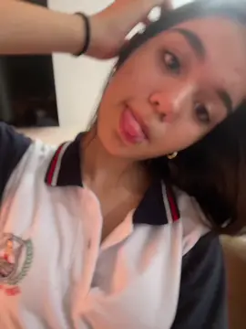 holis papux 😇🥰🤗😏#graciasporsuapoyo❣️ #activa #sinfiltro #mandenDM #colegiala @Candela Private 