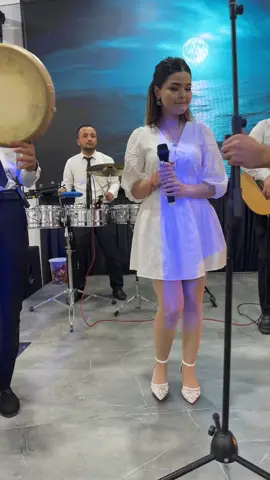 Mikrafonsiz qo’shiq atvorishimga sal qoldi 😂