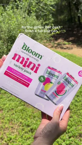 they’re so tiny and cute! 🤏#bloom #minis #sparklingenergy 