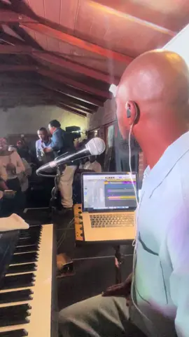 Siso balekela kuye @OncemoreSix 🎤 @Answer_Matodzi drums @Simphiwe tende vibes  @Mlungisi McGovern on bass  @Opticalkeys on 1st keys MD🔥🔥🔥🔥🔥🔥🔥🔥🔥🔥🔥🔥🔥🔥🔥🔥